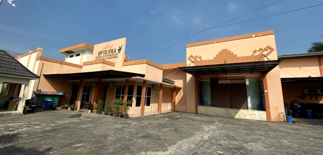 Gedung UPTD Balai Pengujian dan Kalibrasi Alat Kesehatan Provinsi Lampung